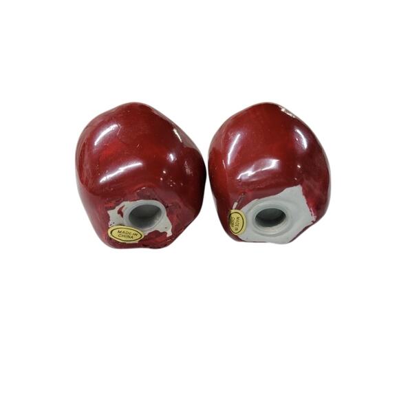 Vintage Apple Salt & Pepper Spice Shakers glass Red- Country Cottage Core - Picture 3 of 5